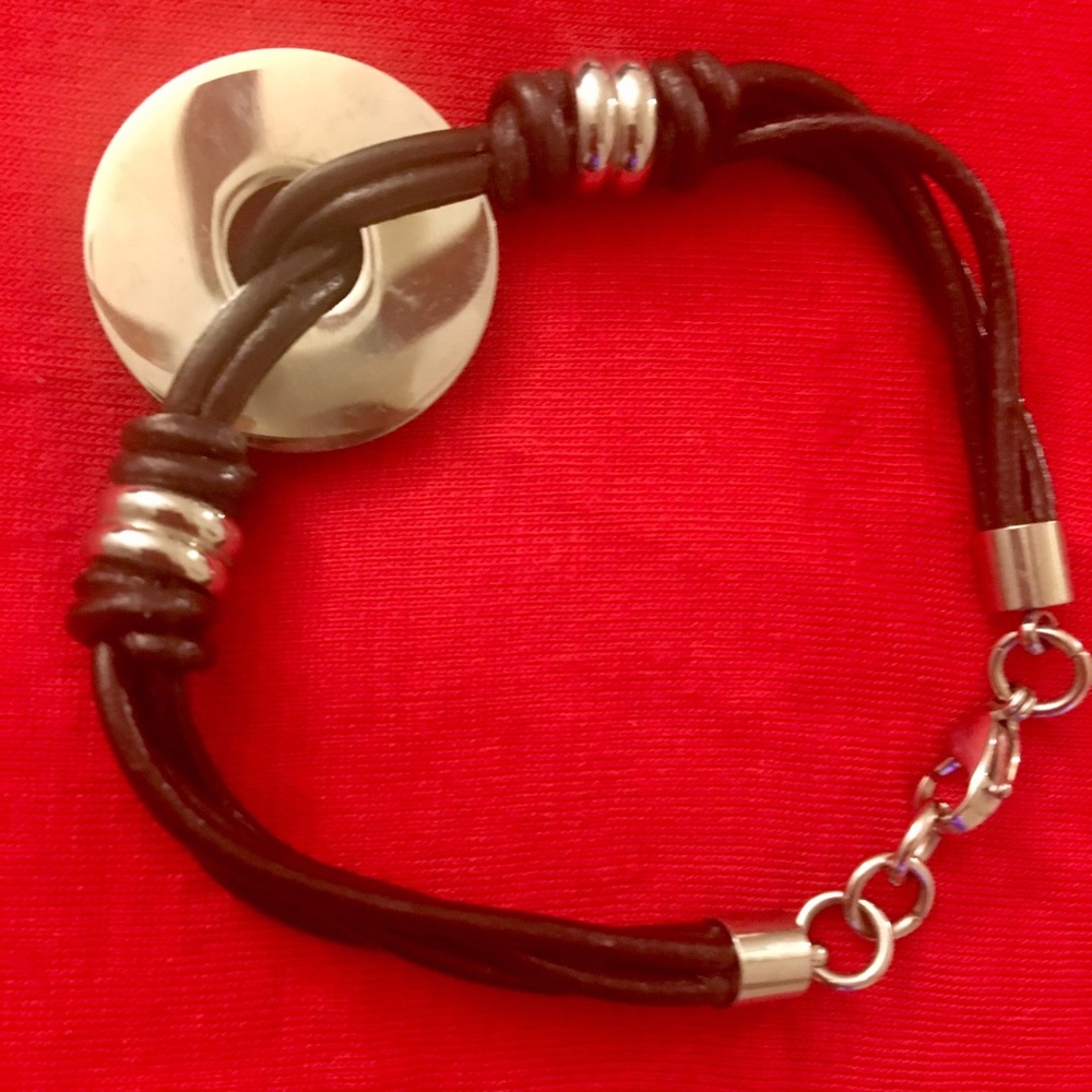 Brown leather bracelet